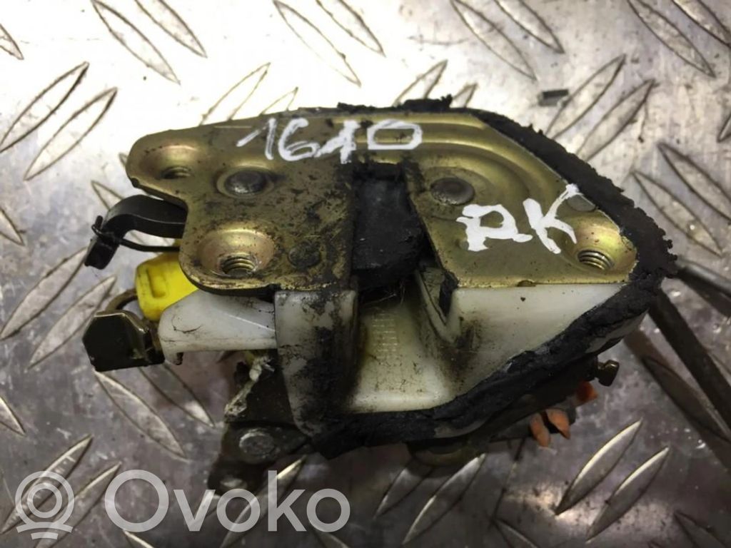 Etuoven lukko
