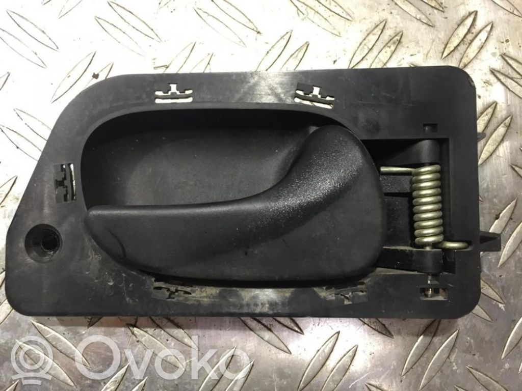 Renault Laguna I Klamka wewnętrzna drzwi tylnych 