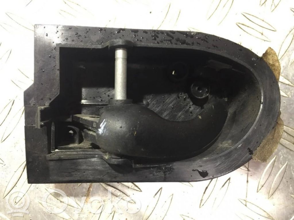 Ford Mondeo MK II Manecilla interna puerta trasera 
