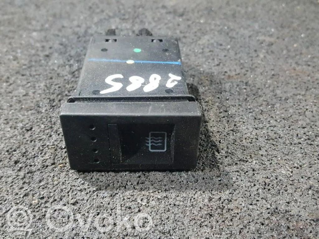 Volkswagen Polo III 6N 6N2 6NF Schalter Scheibenheizung 