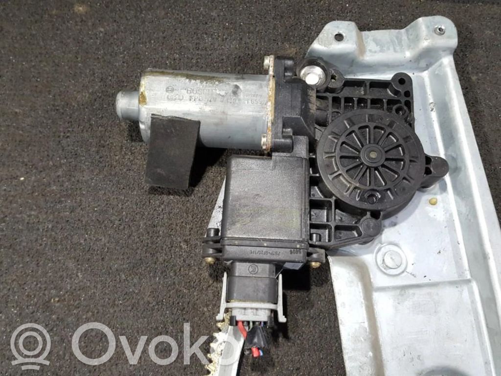Opel Vectra B Motorino alzacristalli della portiera anteriore 