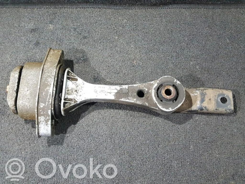 Volkswagen Golf IV Suport tampon motor