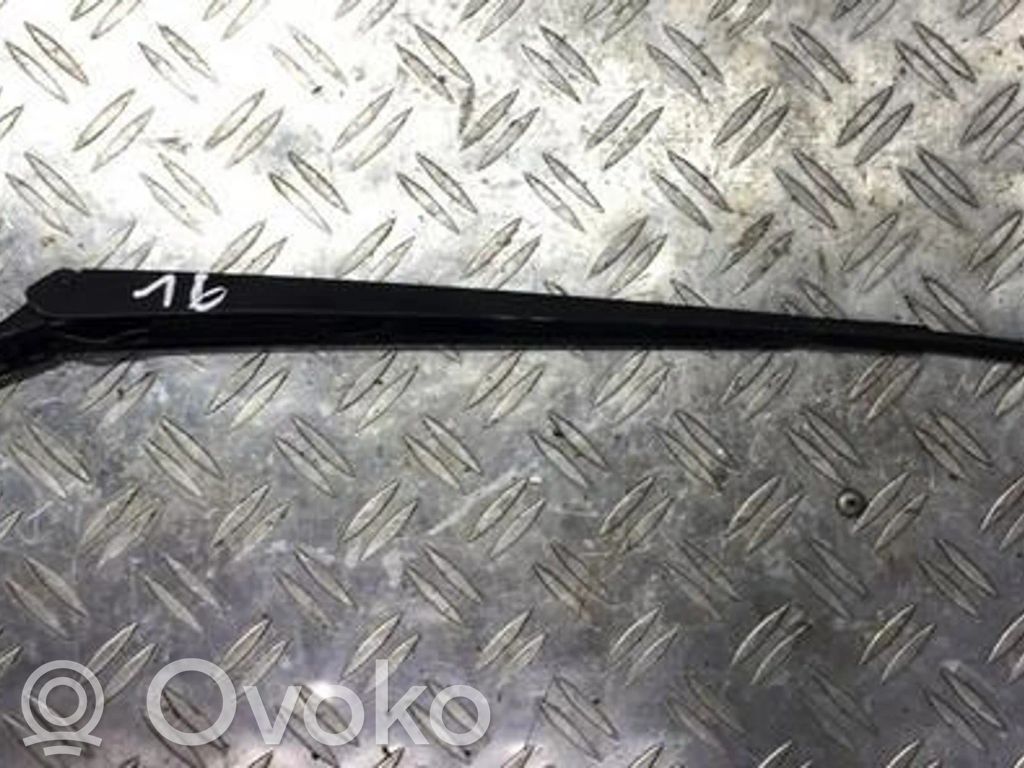 Audi A6 S6 C5 4B Braccio della spazzola tergicristallo anteriore 
