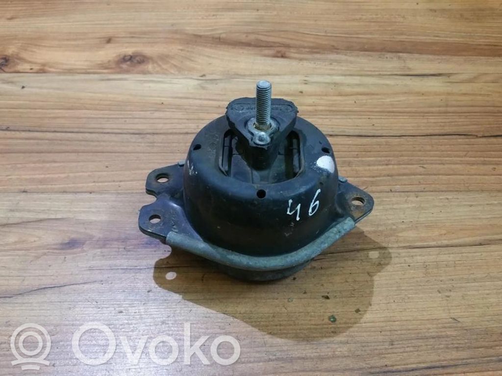 Soporte de montaje del motor   8200181690,8200181690