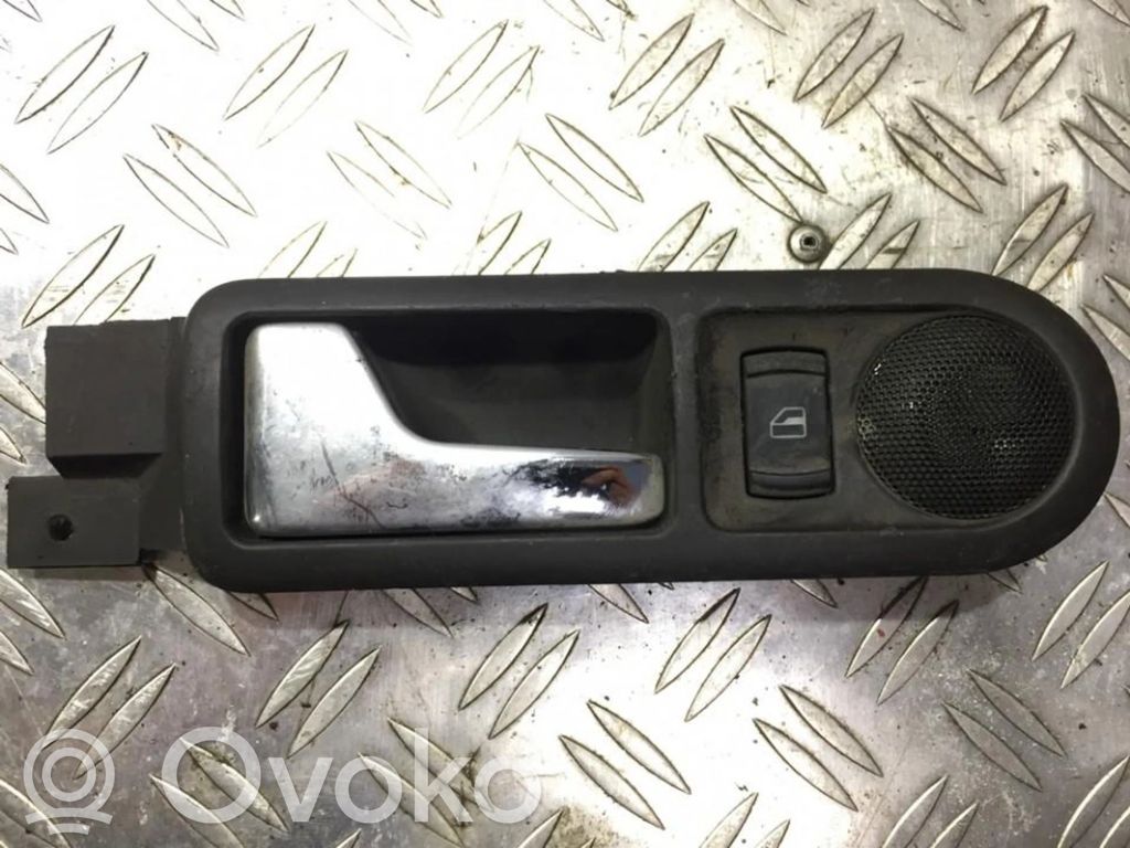 Volkswagen PASSAT B5.5 Maniglia interna per portiera posteriore