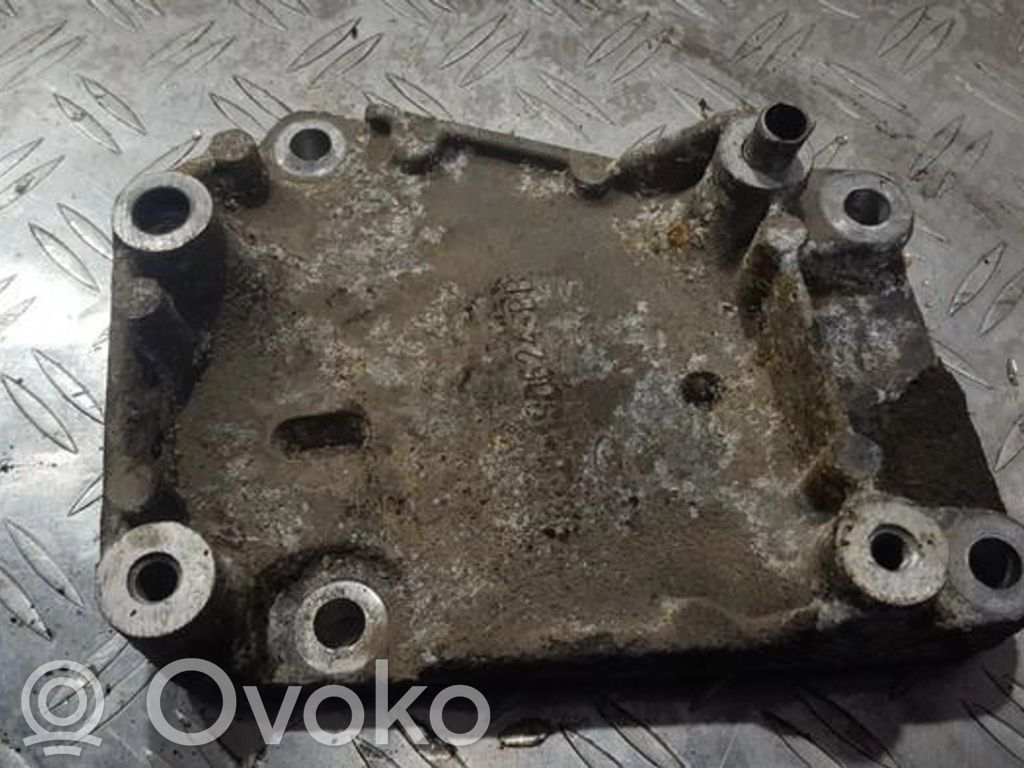 Ford Focus Кронштейн крепления двигателя 