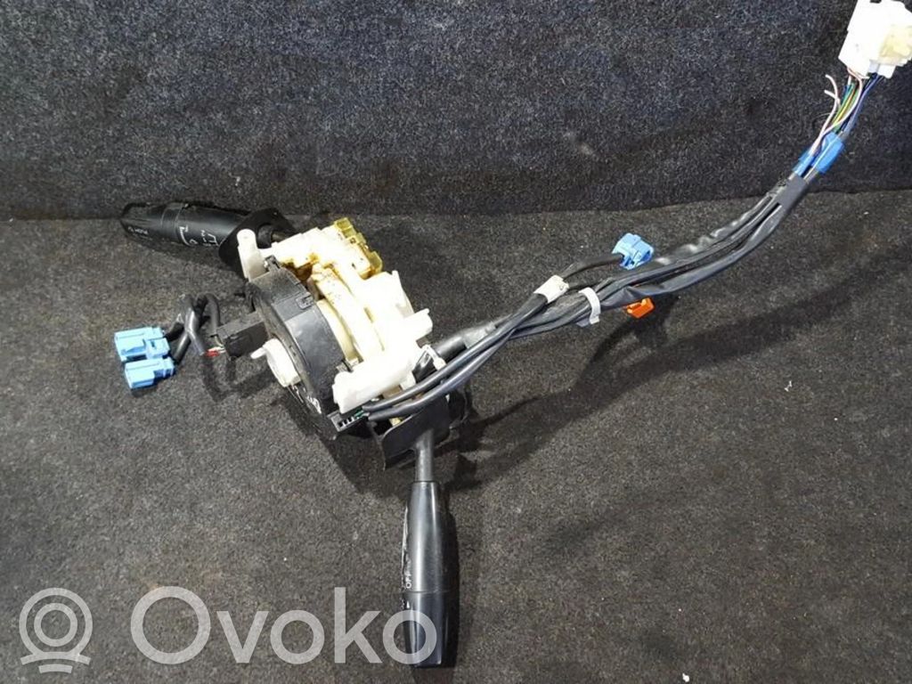 KIA Carnival Leva/interruttore dell’indicatore di direzione e tergicristallo 