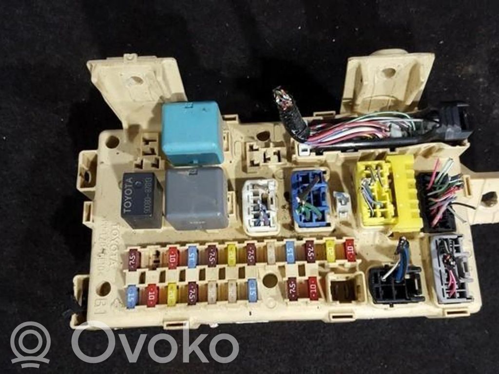 Toyota Avensis T250 Set scatola dei fusibili 