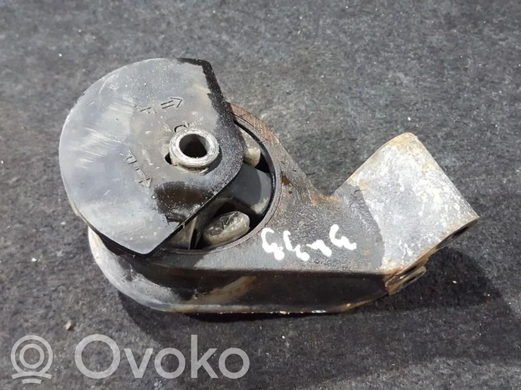Mitsubishi Carisma Engine mount bracket 