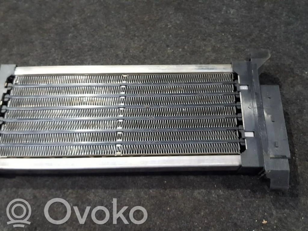Audi A6 S6 C5 4B Radiateur électrique de chauffage auxiliaire 