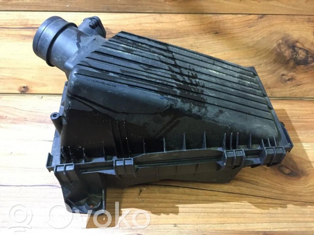 Seat Toledo II (1M) Boîtier de filtre à air