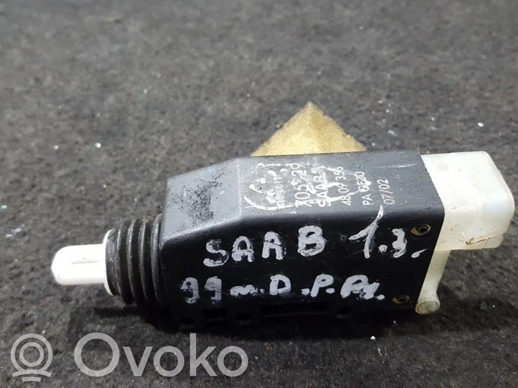 Saab 9-3 Ver1 Motor de bloqueo de puertas 