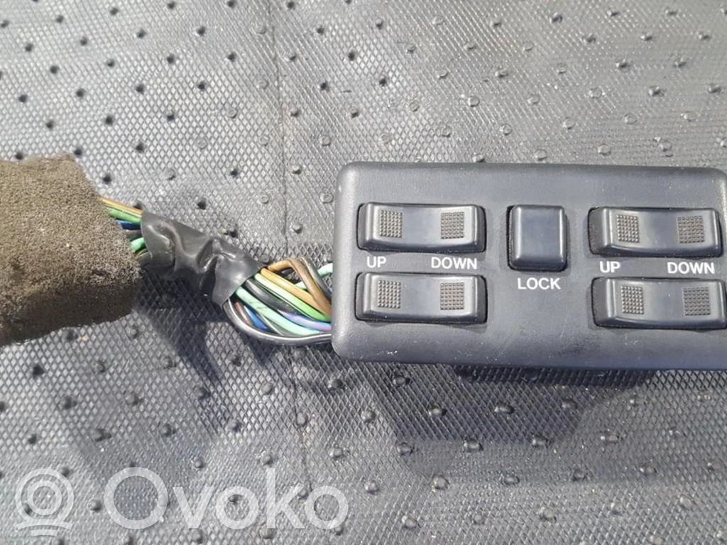 Hyundai Pony Przyciski szyb 