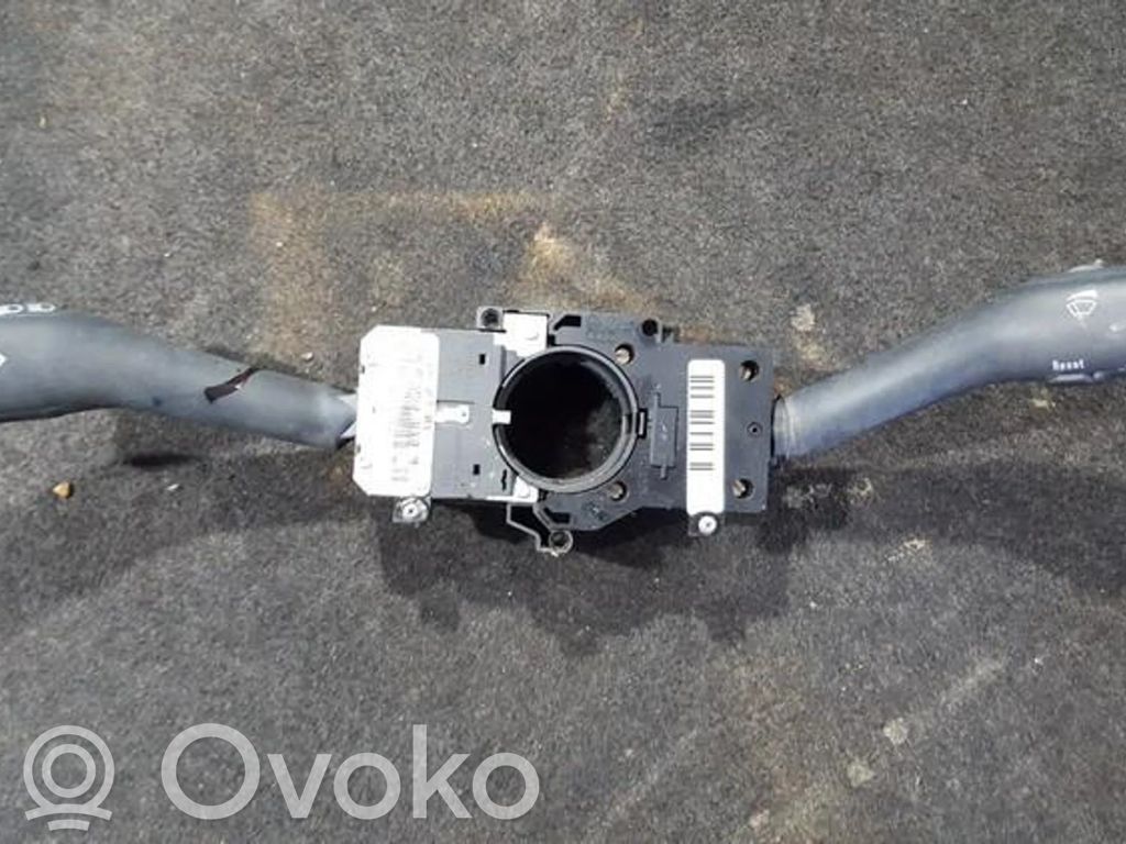 Volkswagen Bora Leva/interruttore dell’indicatore di direzione e tergicristallo