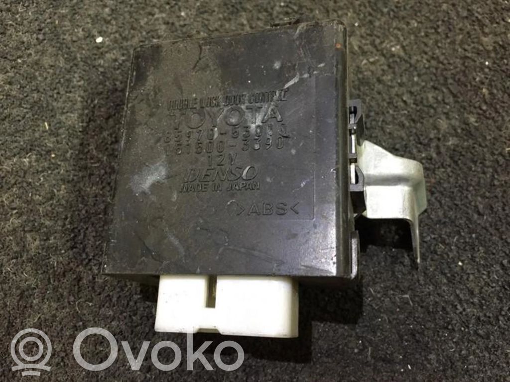 Lexus IS 200-300 Unidad de control/módulo de la puerta 