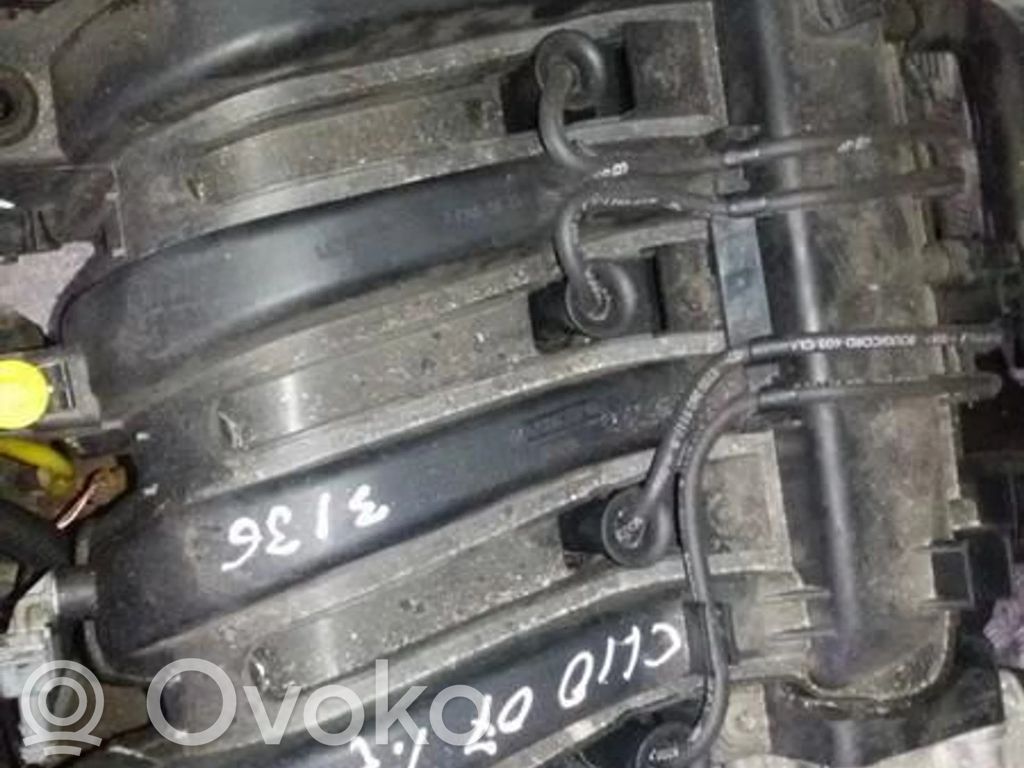 Renault Clio III Intake manifold 