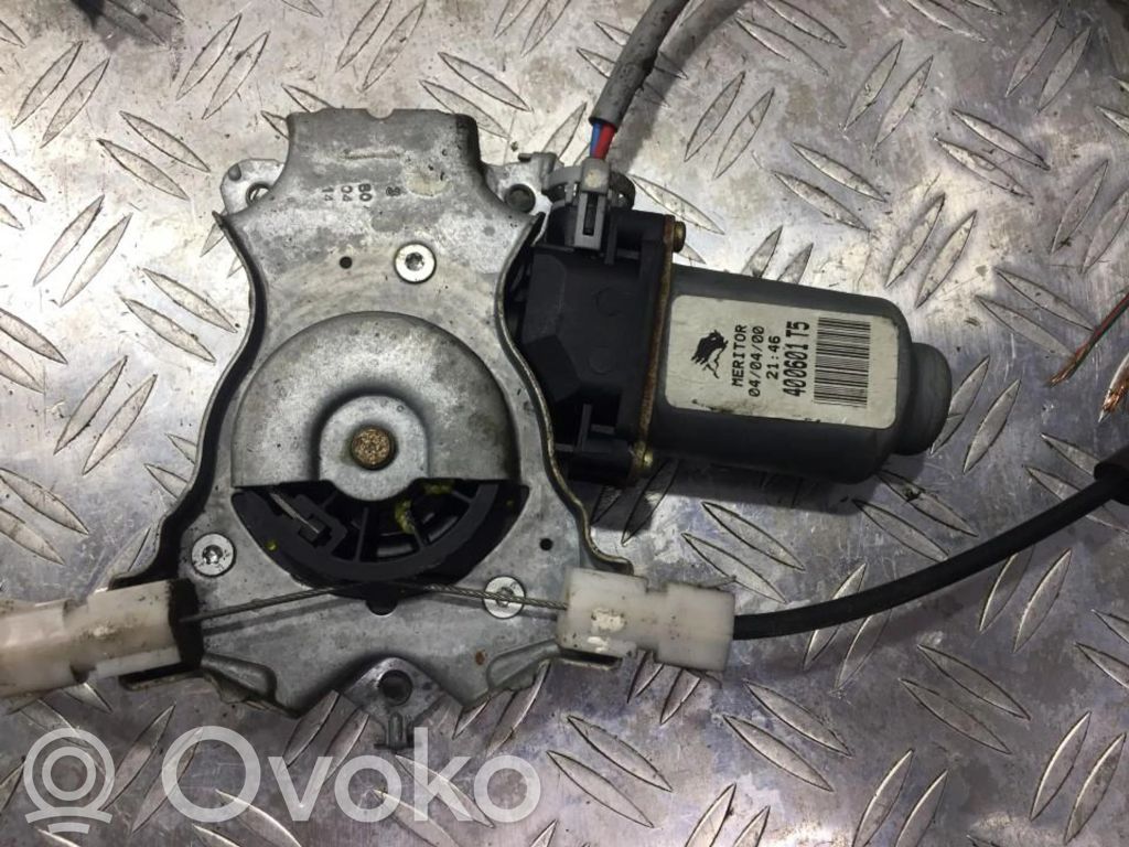 Nissan Almera N16 Motor macara geam ușă față 