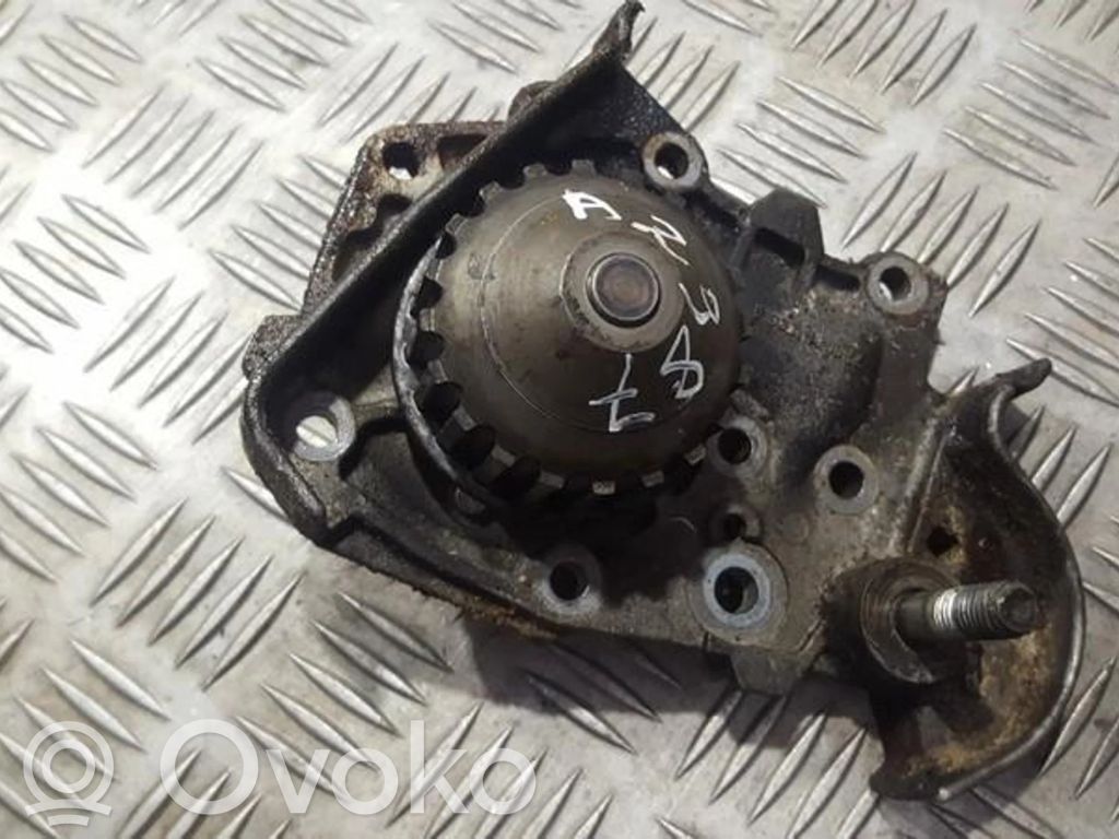 Renault Scenic I Bomba de agua 