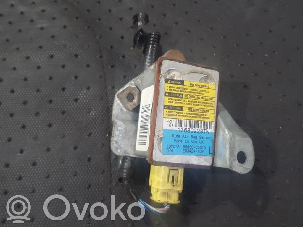 Toyota Avensis T220 Unidad de control/módulo del Airbag 