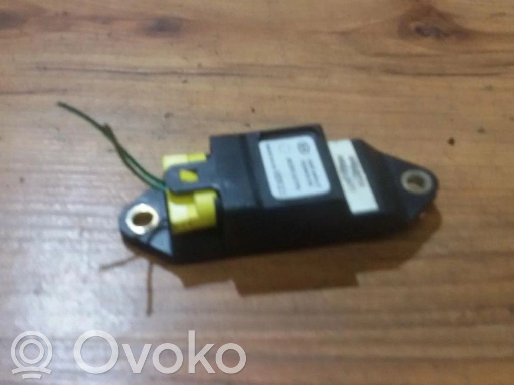 KIA Carens I Sensore d’urto/d'impatto apertura airbag