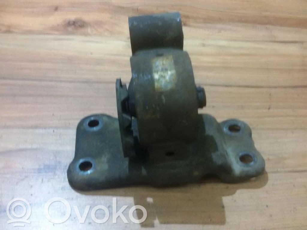 Mitsubishi Colt Moottorin kiinnikekorvake 