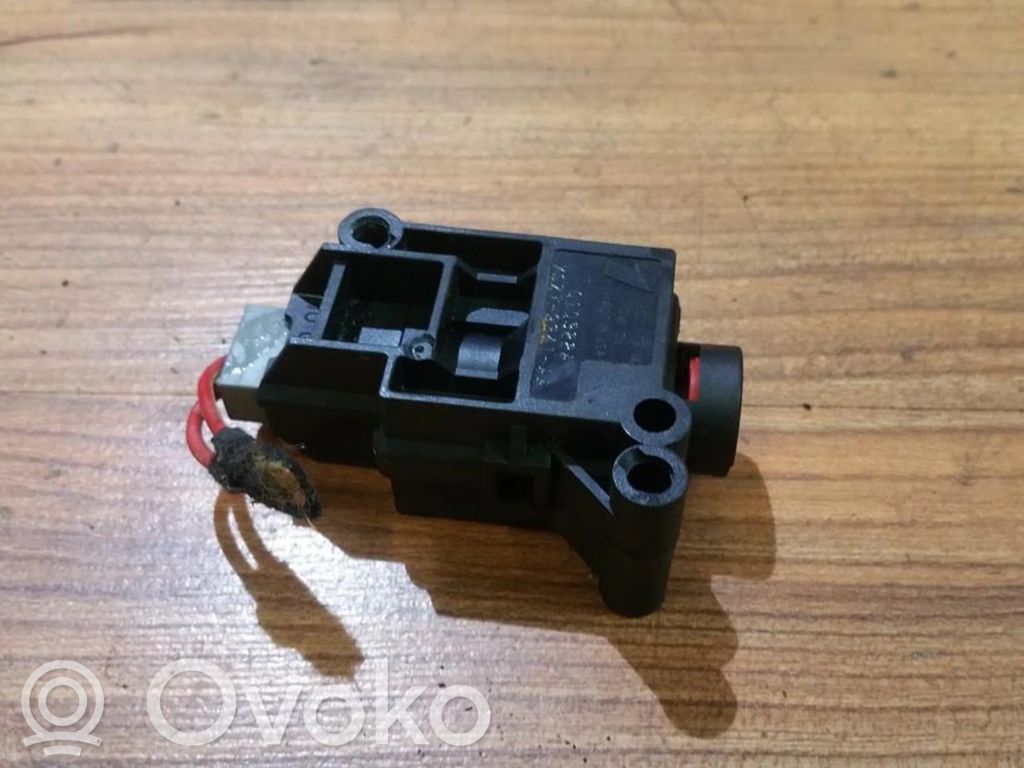 Ford Galaxy Wyłącznik wstrząsowy / uderzeniowy odcinający dopływ paliwa