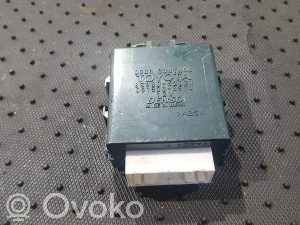 Toyota Yaris Centralina/modulo portiere 
