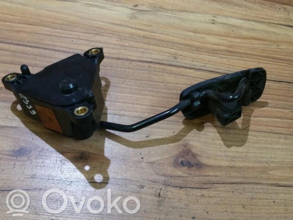 Nissan Micra Gaspedal 