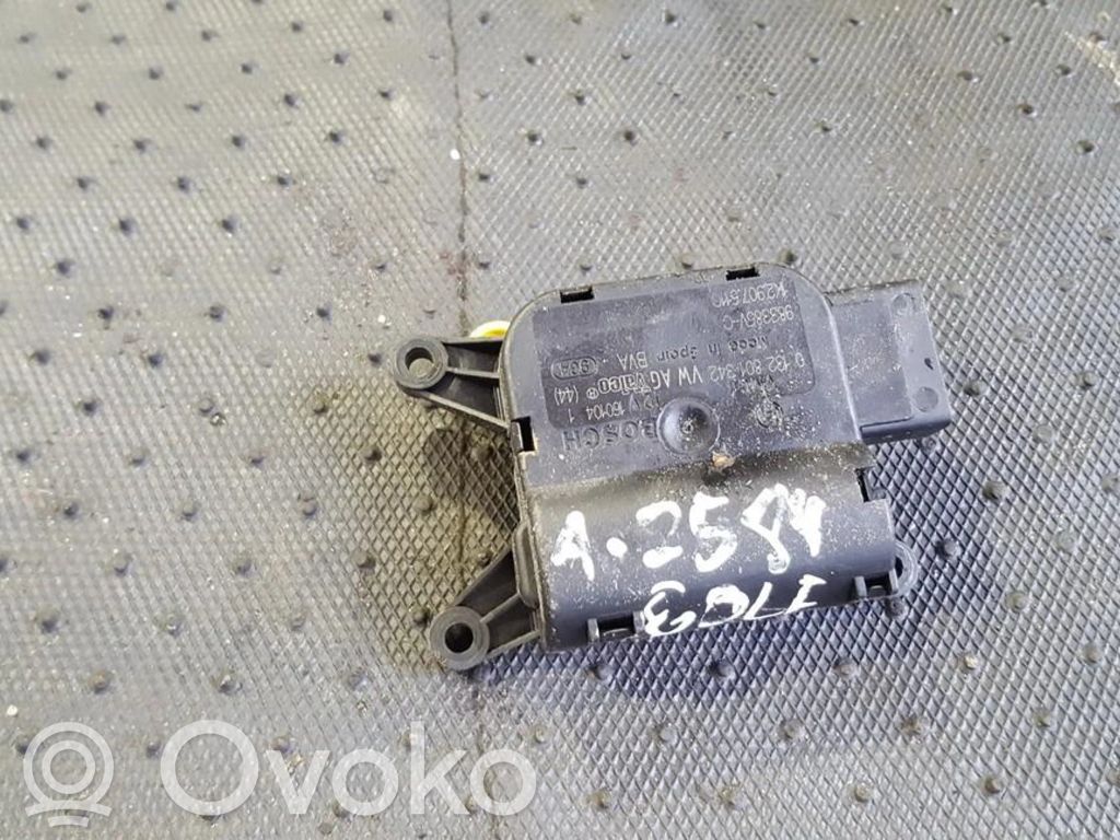 Volkswagen Golf V Motorino attuatore aria