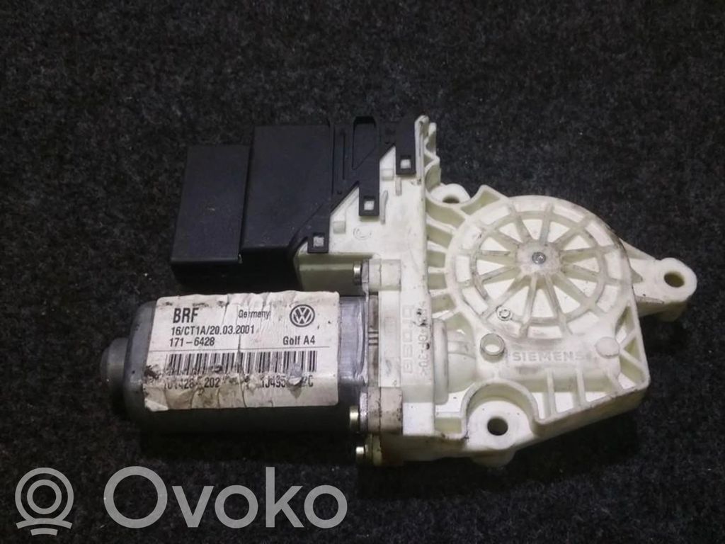 Volkswagen Golf IV Motorino alzacristalli della portiera posteriore 