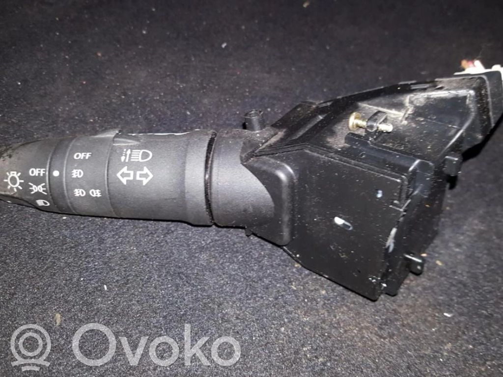 Nissan Primera Leva indicatori 