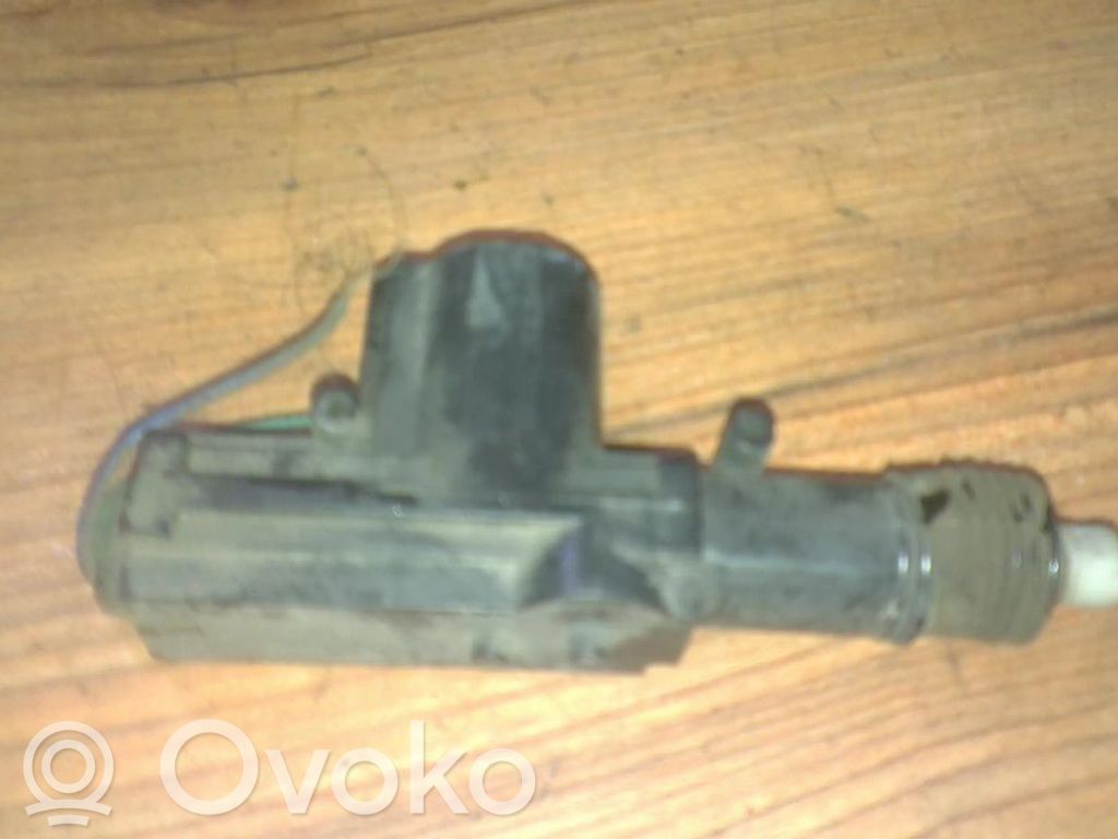 Mercedes-Benz Vito Viano W638 Motor închidere centralizată 