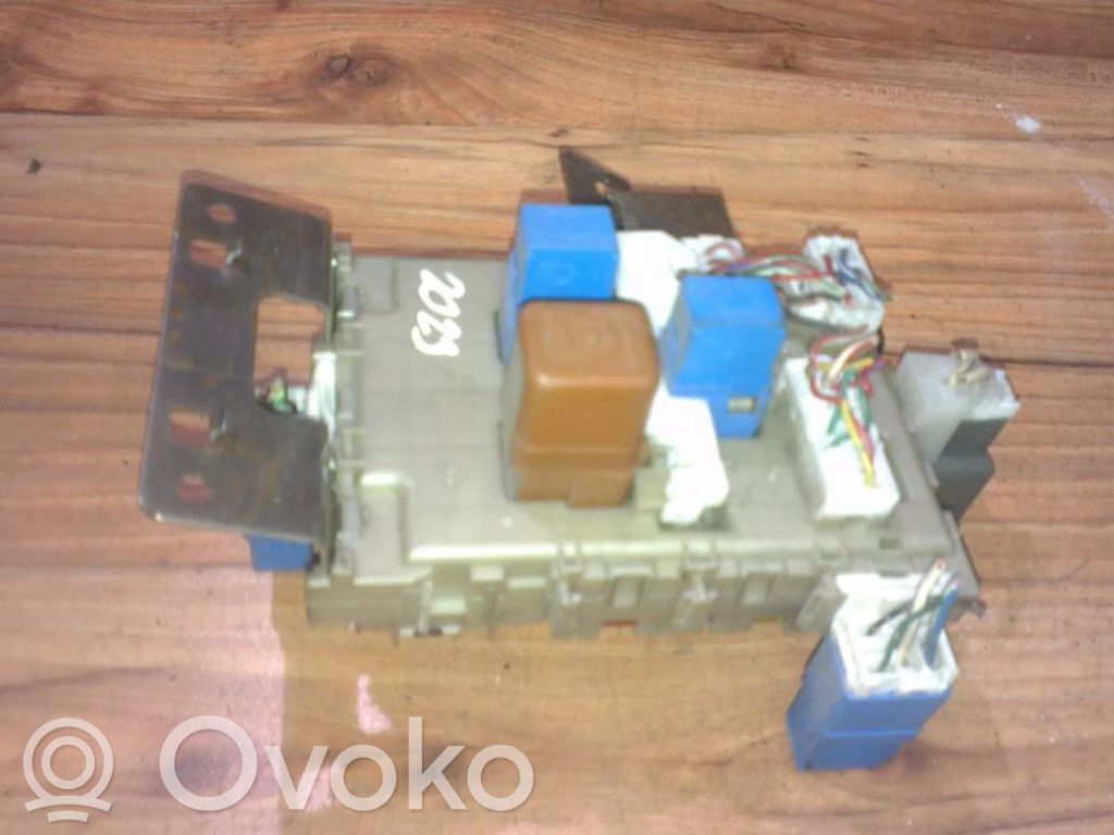 Nissan Almera Tino Set scatola dei fusibili