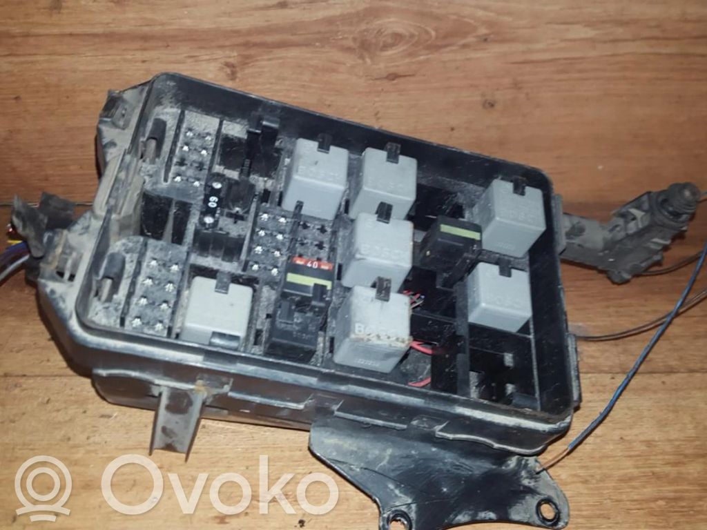 Saab 9-5 Saugiklių dėžė (komplektas) 