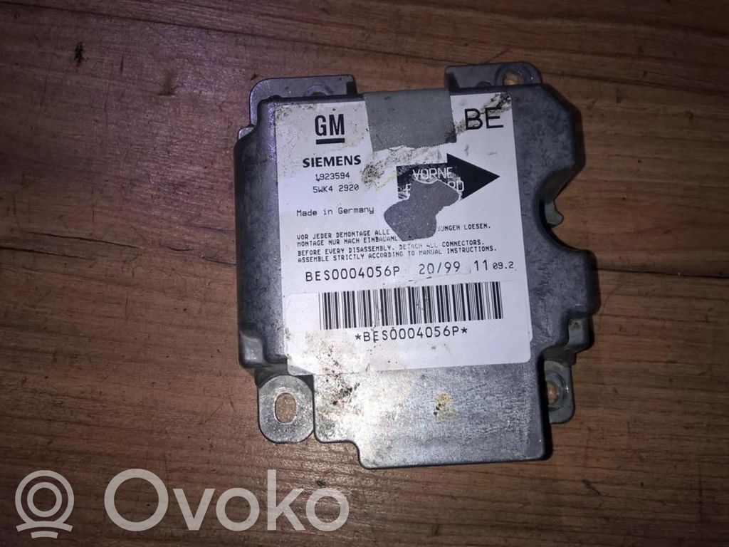 Opel Omega B1 Centralina/modulo airbag 