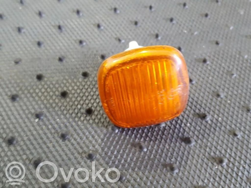 Seitenblinker   4D0949127,4D0949127