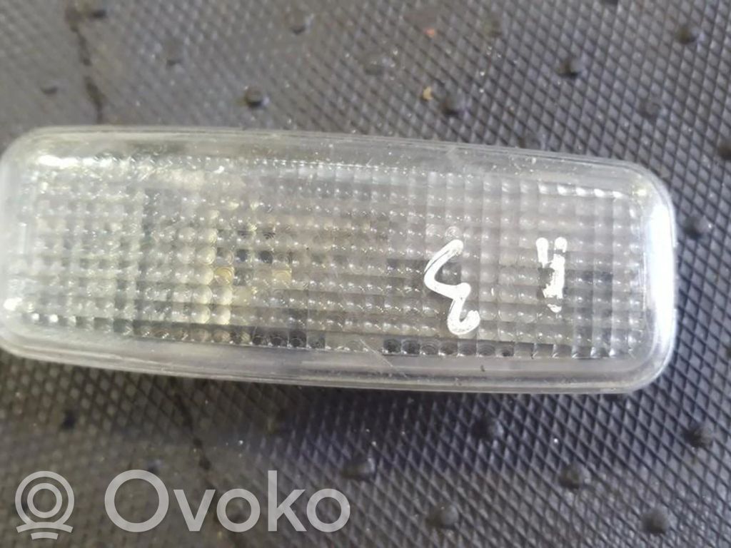 Audi A4 S4 B7 8E 8H Lampă scaun față 