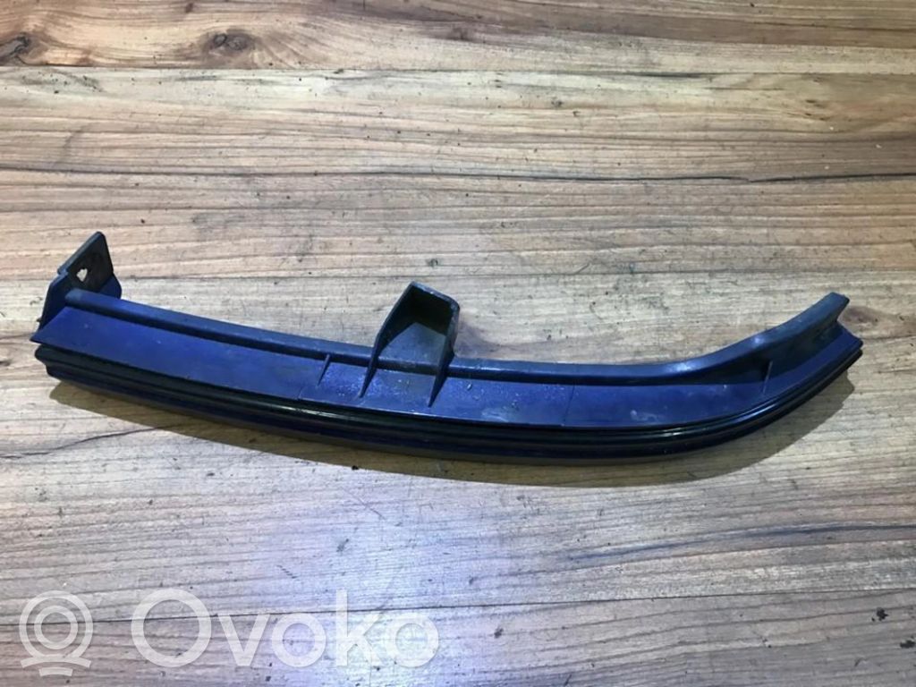 Opel Zafira A Ornament sub far 