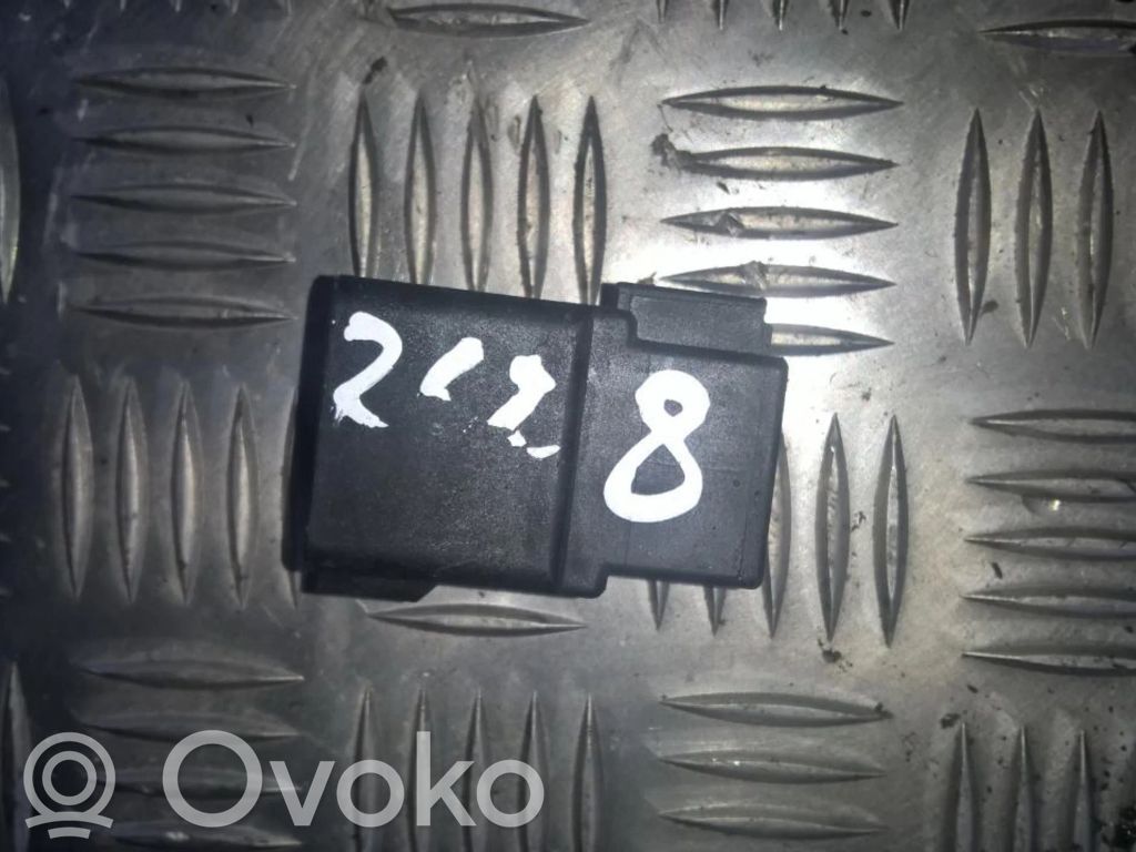 Otros relés   LNA6706AA,V23136A1X9,LNA6706AA,V23136A1X9