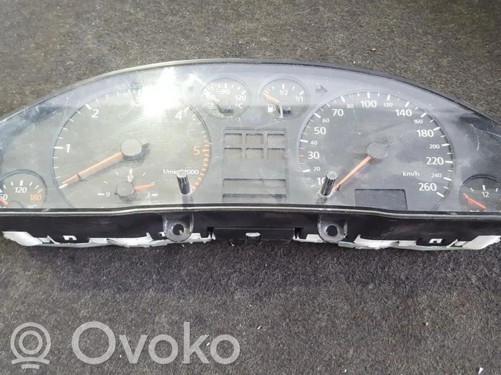 Audi A6 S6 C5 4B Vitezometru (grup de instrumente) 