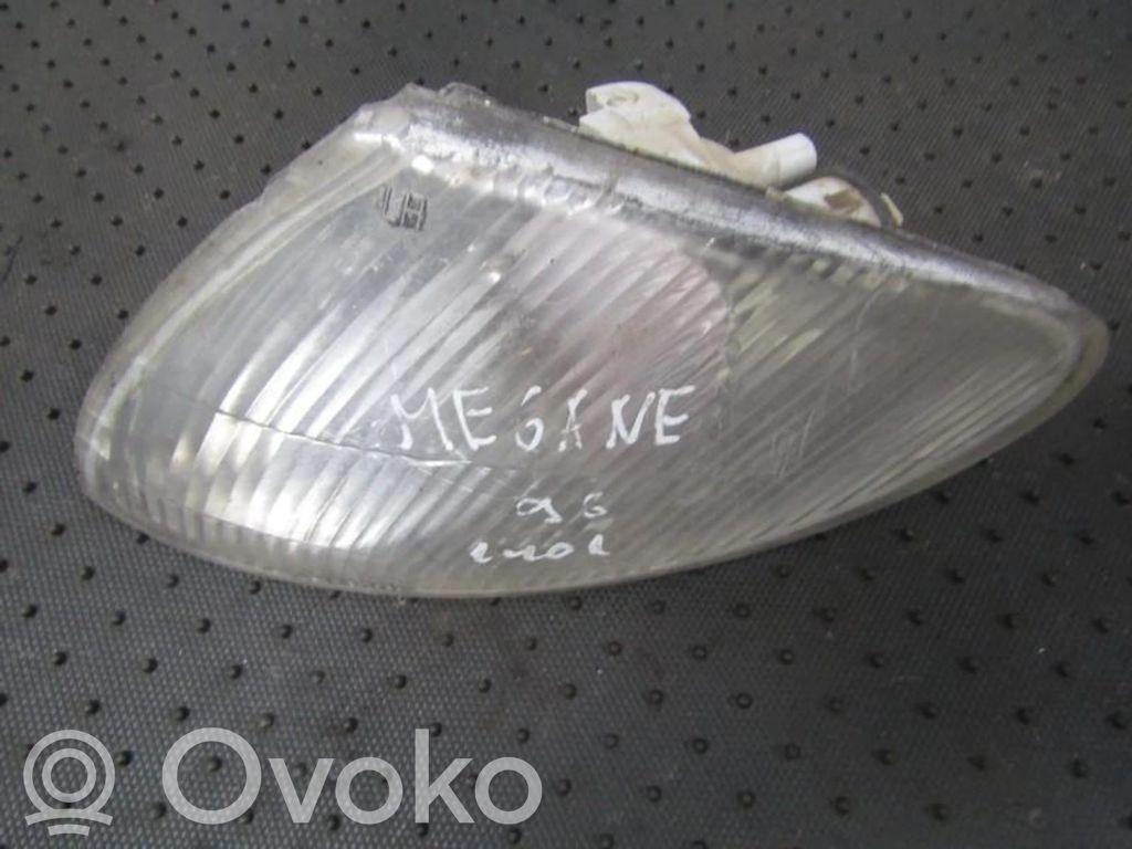 Renault Megane I Etusuuntavilkku 