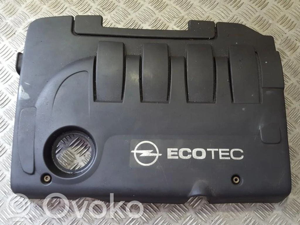 Opel Astra H Capac protecție motor 