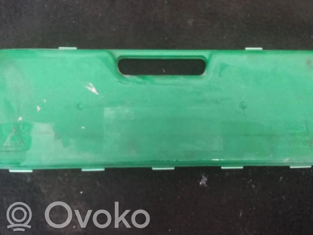 Opel Astra F Triangle d'avertissement