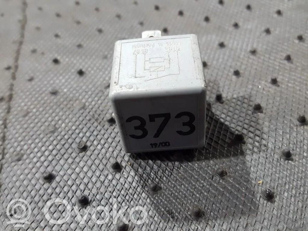 Alte relee   8D0951253A,V23134B52X301,8D0951253A,V23134B52X301