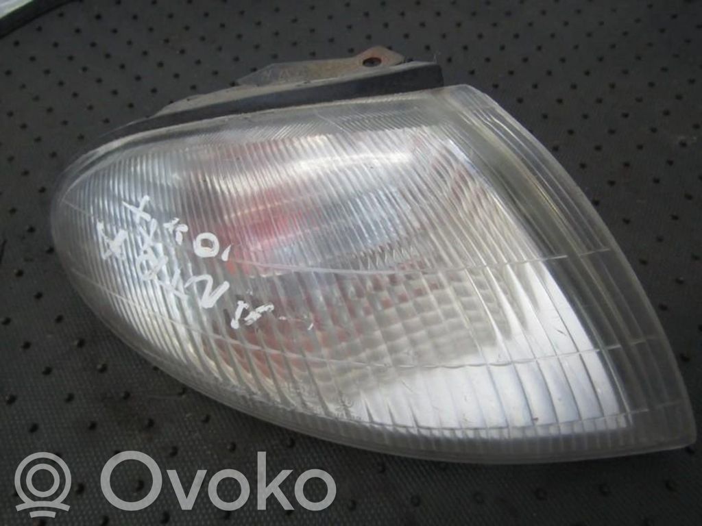 Hyundai Lantra II Frontblinker 
