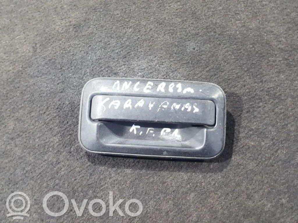 Mitsubishi Lancer Manecilla externa puerta delantera 