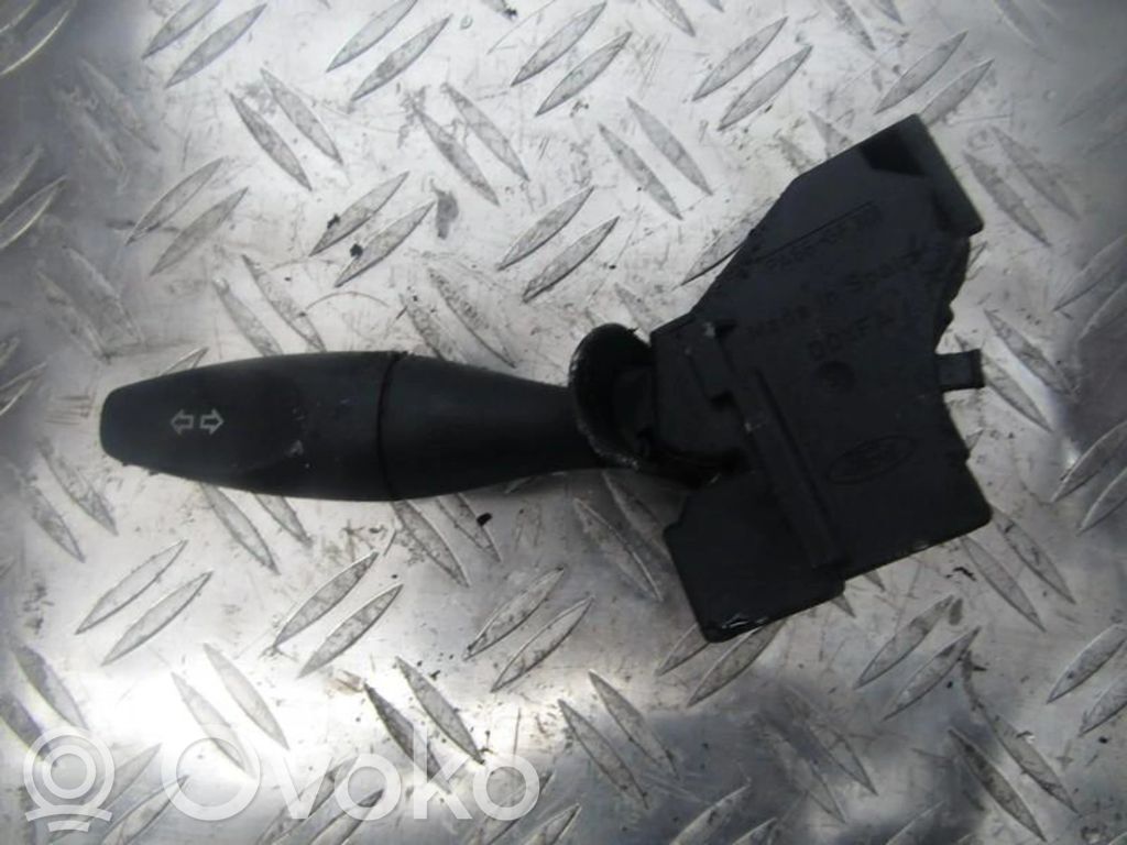Ford Focus Manetă semnalizator 