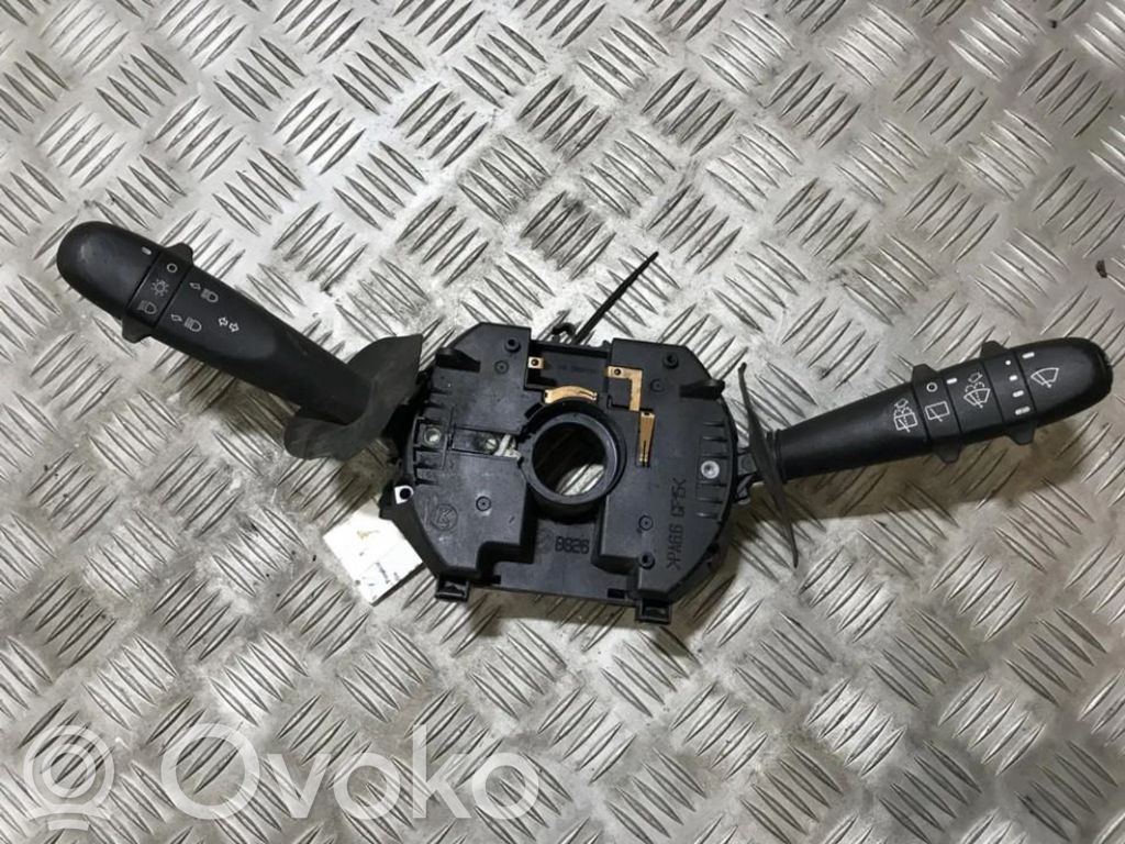 Alfa Romeo 147 Manetka / Przełącznik kierunkowskazów wycieraczek