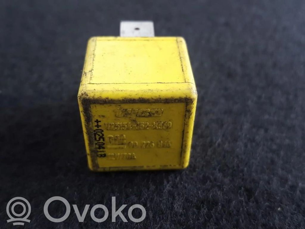 Otros relés   90226846,V23134J52X369,90226846,V23134J52X369