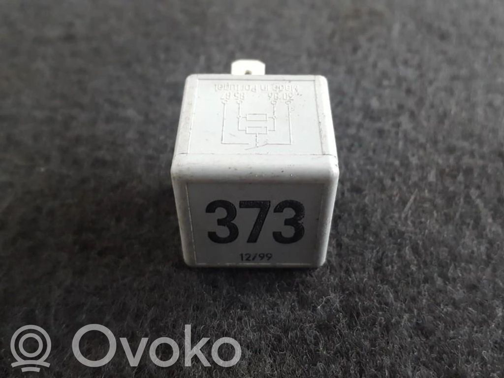 Otros relés   8D0951253A,V23134B52X301,8D0951253A,V23134B52X301